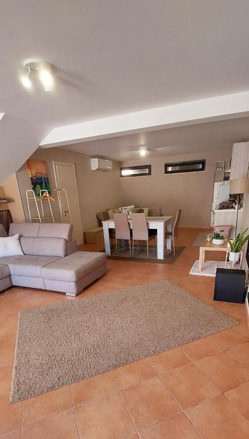 Casa Vacanza A 11 Km Dall'Aeroporto Di Palermo Carini Kültér fotó